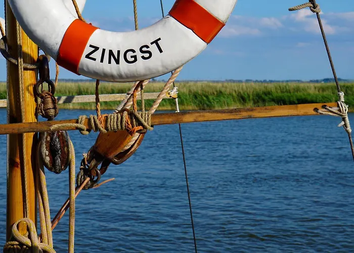 Kleine Freiheit An Der Seebruecke Zingst